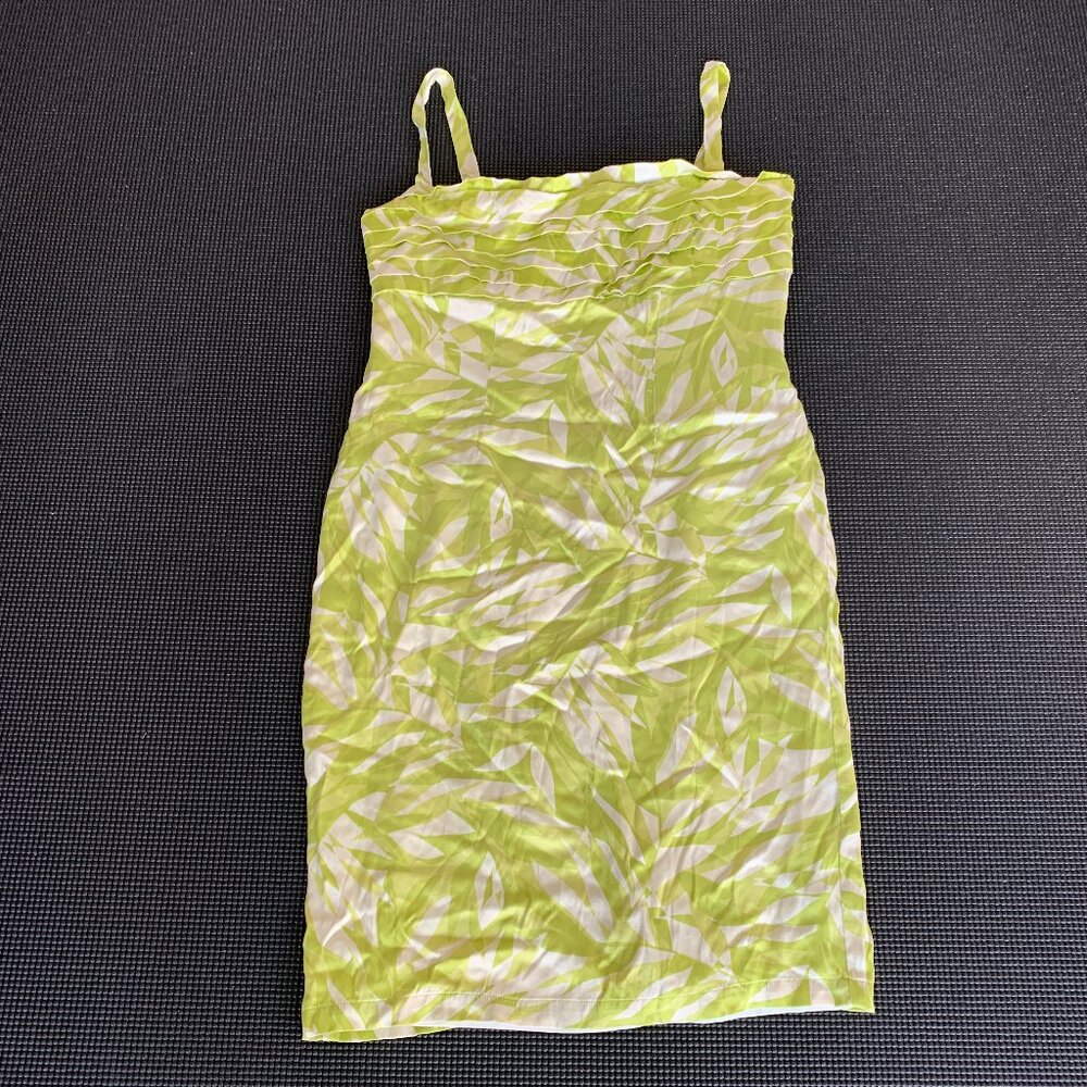 EUC 4 Silk Kenneth Cole NY Lime Green Dress